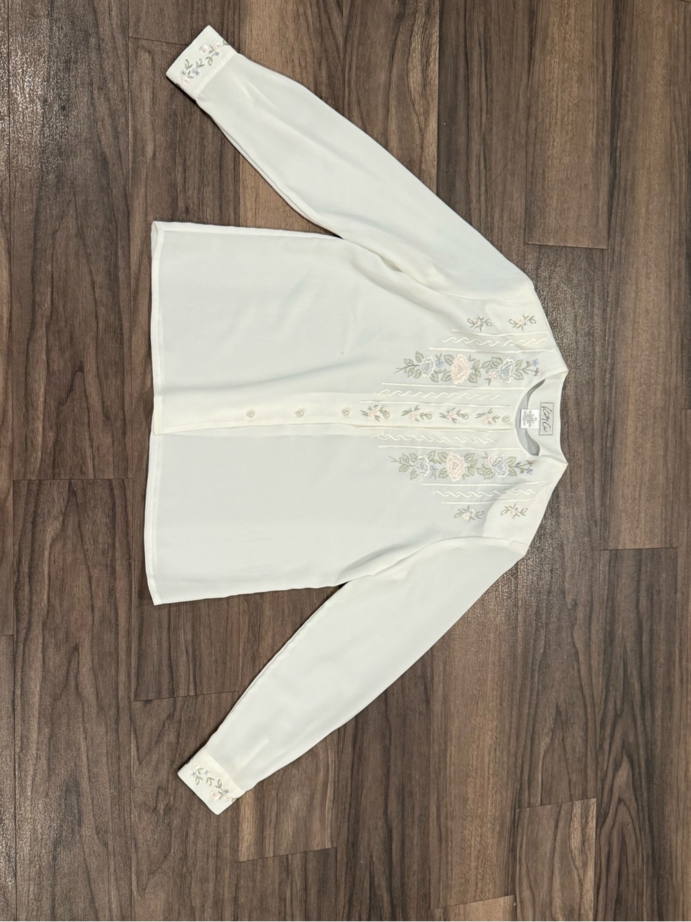 Vintage Kathy Che Womens Size 10 White Pearl Beaded Flowers Embroidered Blouse